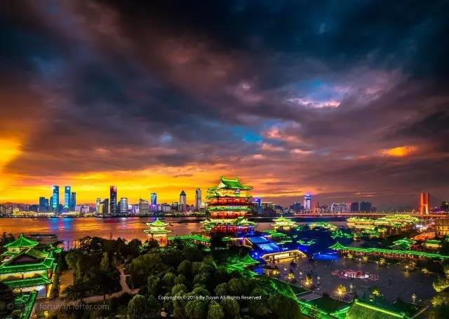 红色湖南,美食天堂之旅